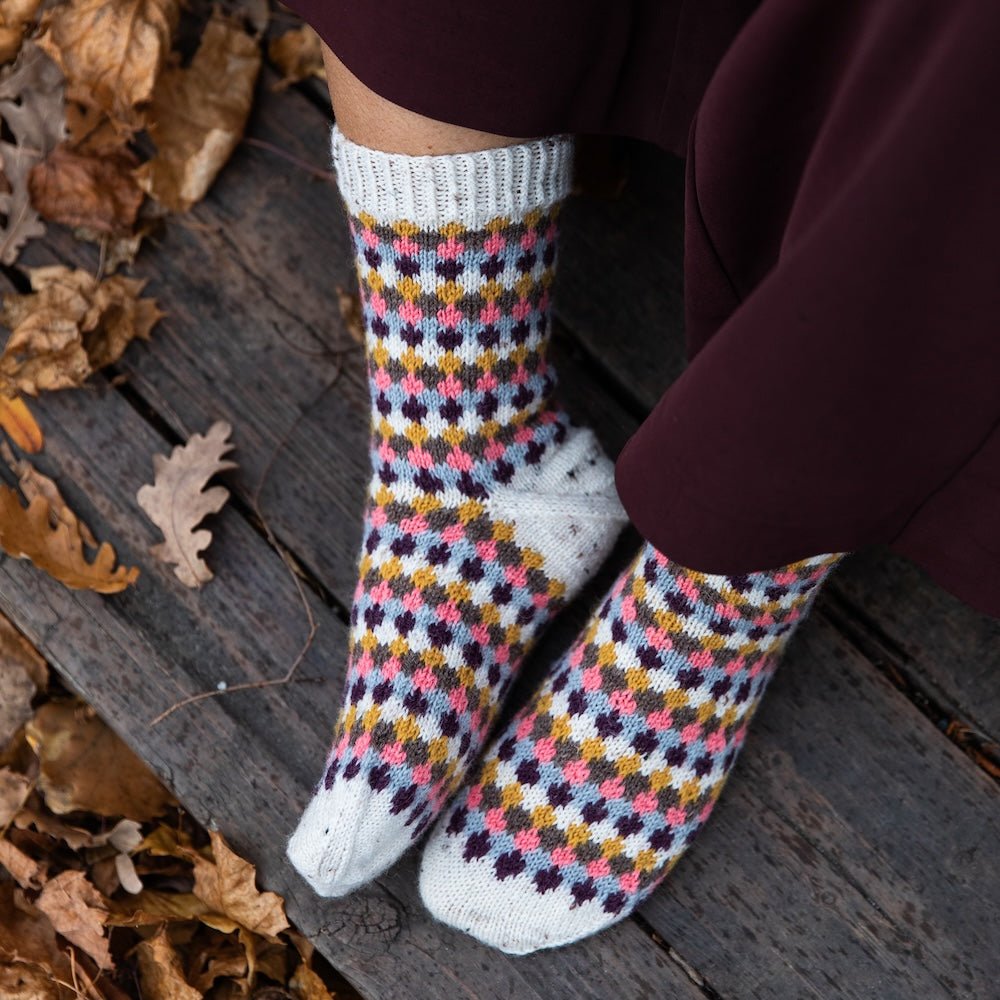 52 Weeks of Scrap Yarn: Projects For Crafters | Laine - This is Knit