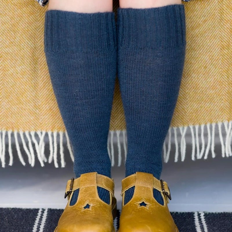 Bluestockings | Kate Davies And Nicole Pohl - This is Knit