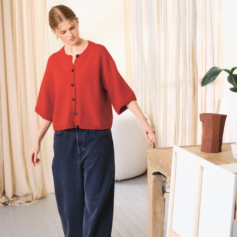 Lia Cardigan 2502 - 2 | Sandnes Garn - This is Knit