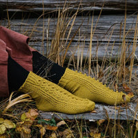 52 Weeks of Socks Paperback Edition | Laine - This is Knit
