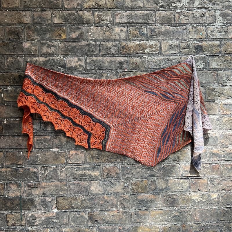 Autumn In Istanbul Kit | Urth Yarns - This is Knit