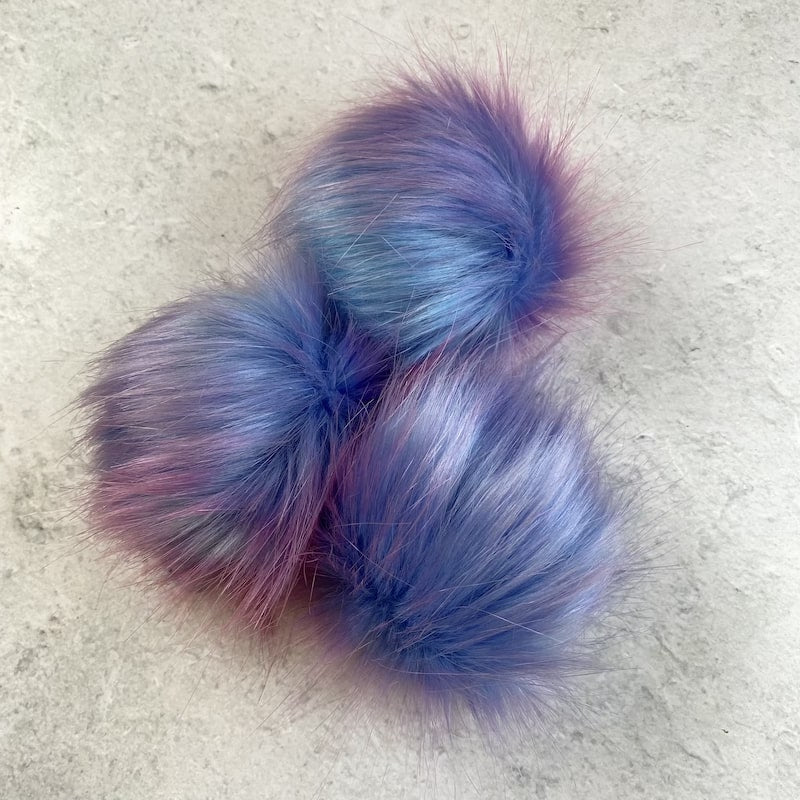 Luxury Pom Poms | Magnetic Snap - This is Knit