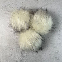 Luxury Pom Poms | Magnetic Snap - This is Knit