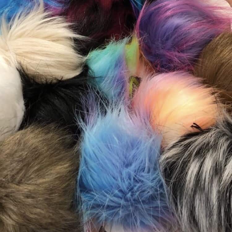 Luxury Pom Poms | Magnetic Snap - This is Knit