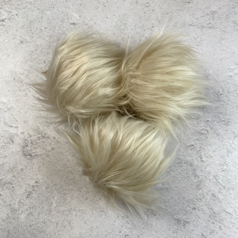 Luxury Pom Poms | Magnetic Snap - This is Knit