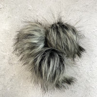 Luxury Pom Poms | Magnetic Snap - This is Knit