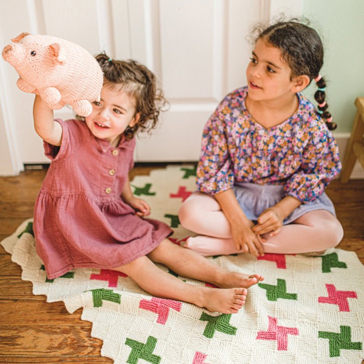 Mini Pom - Happy Knits For Little Kids | Meghan Fernanes And Lydia Gluck - This is Knit