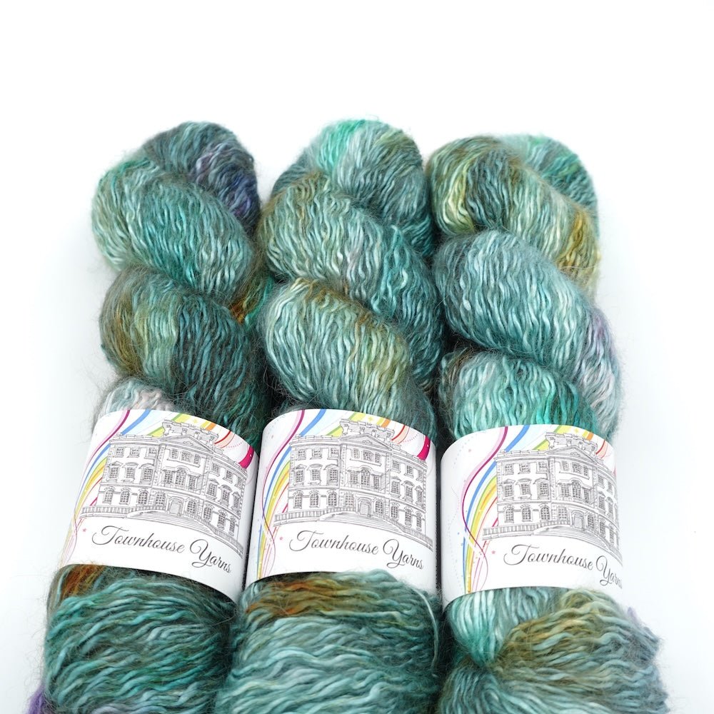Bow Lane | Townhouse Yarns - This is Knit