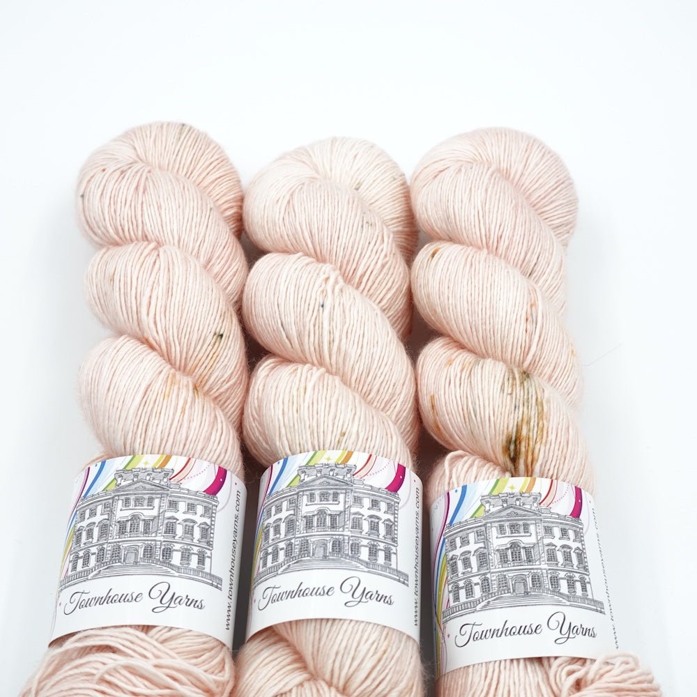 Fade St 4ply | Townhouse Yarns - This is Knit