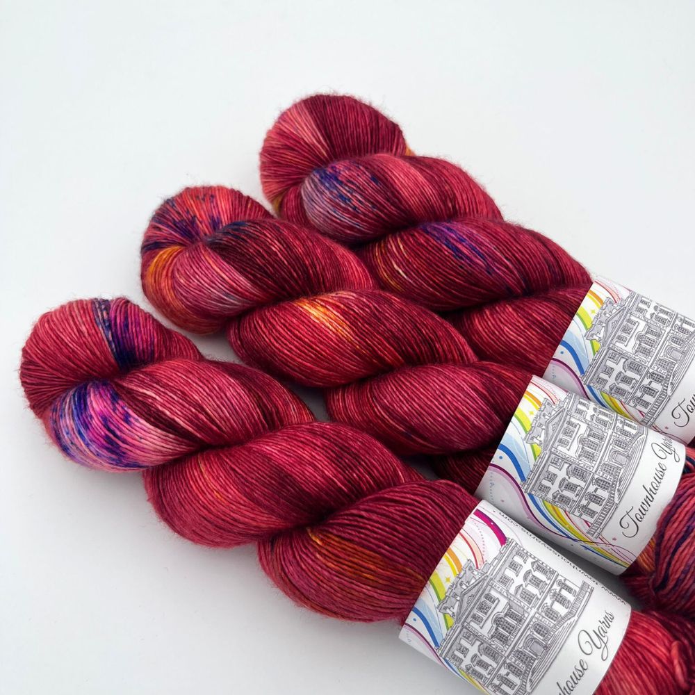 Fade St 4ply | Townhouse Yarns - This is Knit