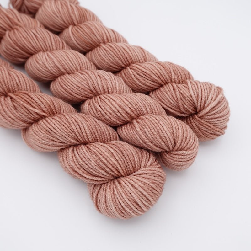 Fleet St. Fifties 50g | Townhouse Yarns - This is Knit