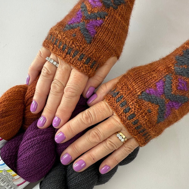 Hilja Mitts Kit | Townhouse Yarns - This is Knit
