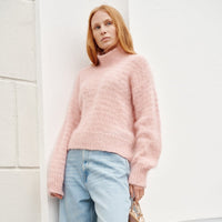 Nordic Chic: Knitting a Modern Wardrobe | Leeni Hoimela | Laine - This is Knit