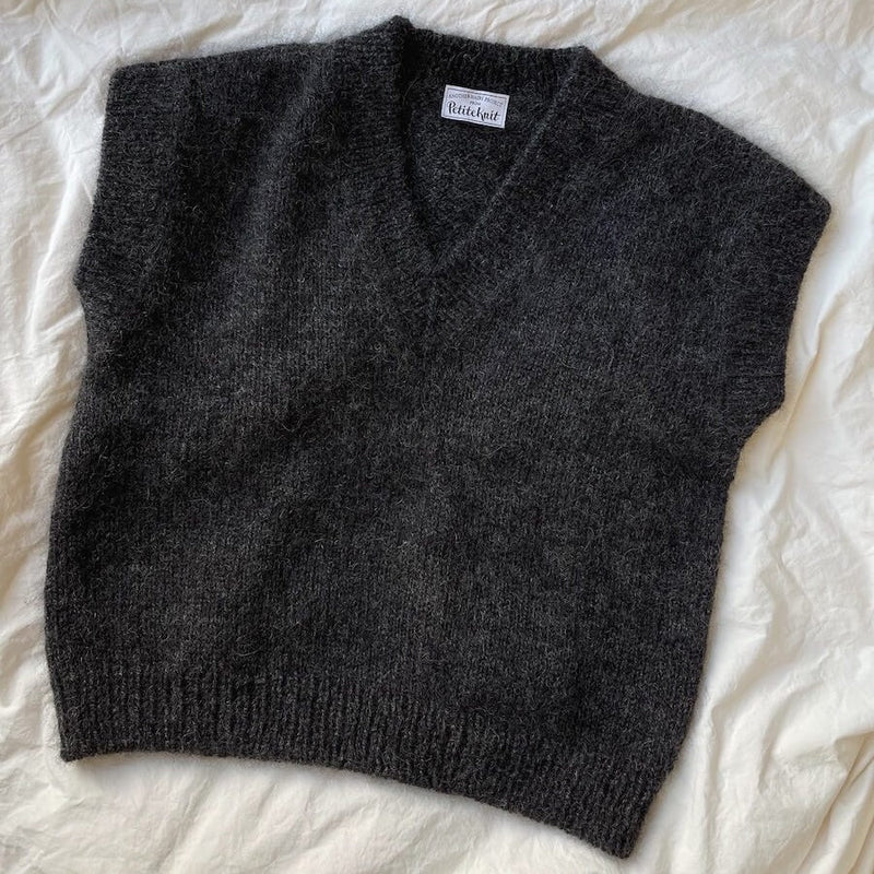 Weekend Slipover V-Neck Pattern Booklet | PetiteKnit - This is Knit