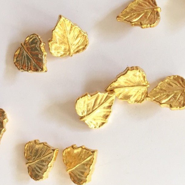 15mm Gold Coloured Leaf Button | TGB109 - This is Knit