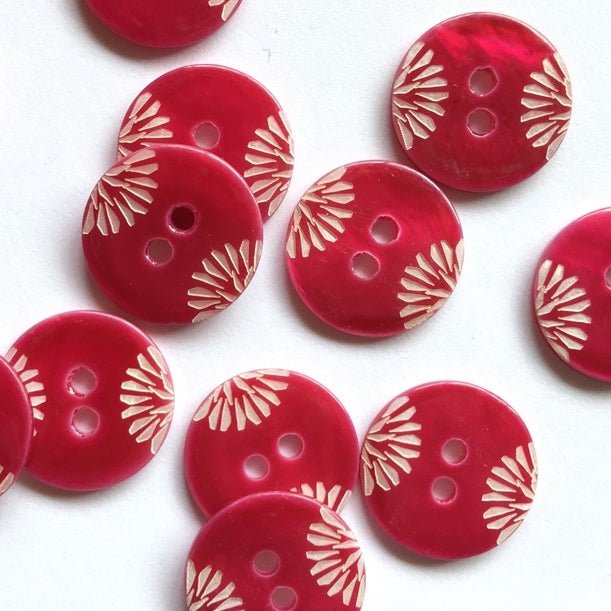 18mm Bright Pink Shell Button With Laser Etched Design | TGB3904 - This is Knit
