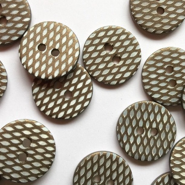 18mm Shell Button With Brown Laser Etched Design | TGB3972 - This is Knit