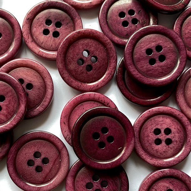 20mm Deep Raspberry Coloured Glossy Button | TGB4630 - This is Knit