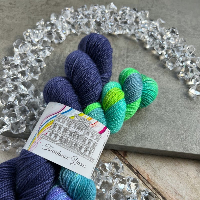 Christmas Cracker 2023 | Townhouse Yarns - This is Knit