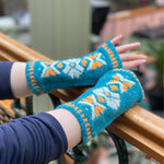 Hilja Mitts Kit | iKnit7 - This is Knit