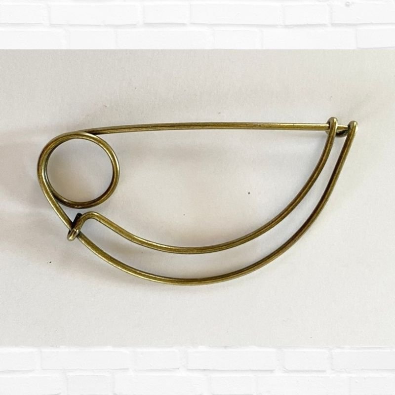 Old Bronze Coloured Metal Shawl Pin | TGP097 - This is Knit