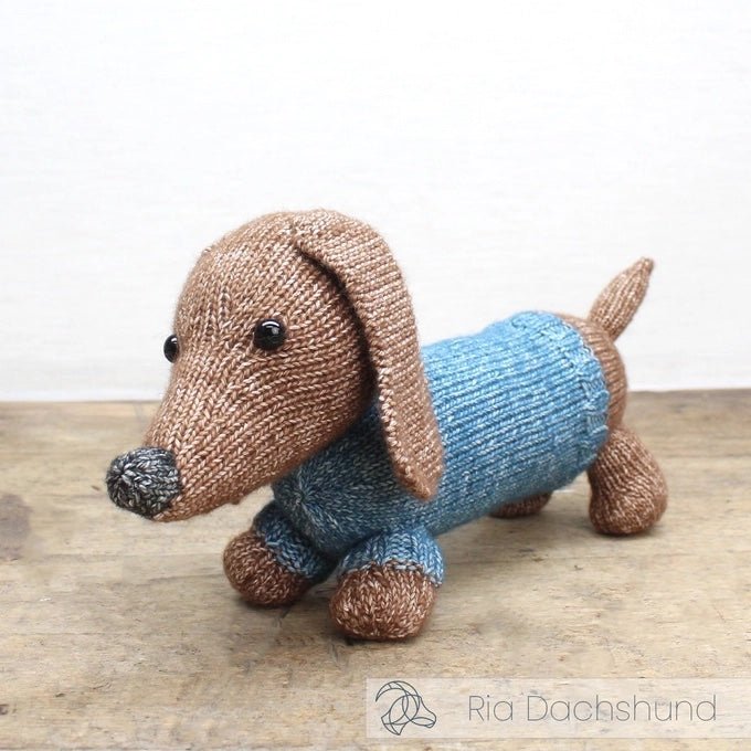 Ria Dachshund Knitting Kit | Hardicraft - This is Knit